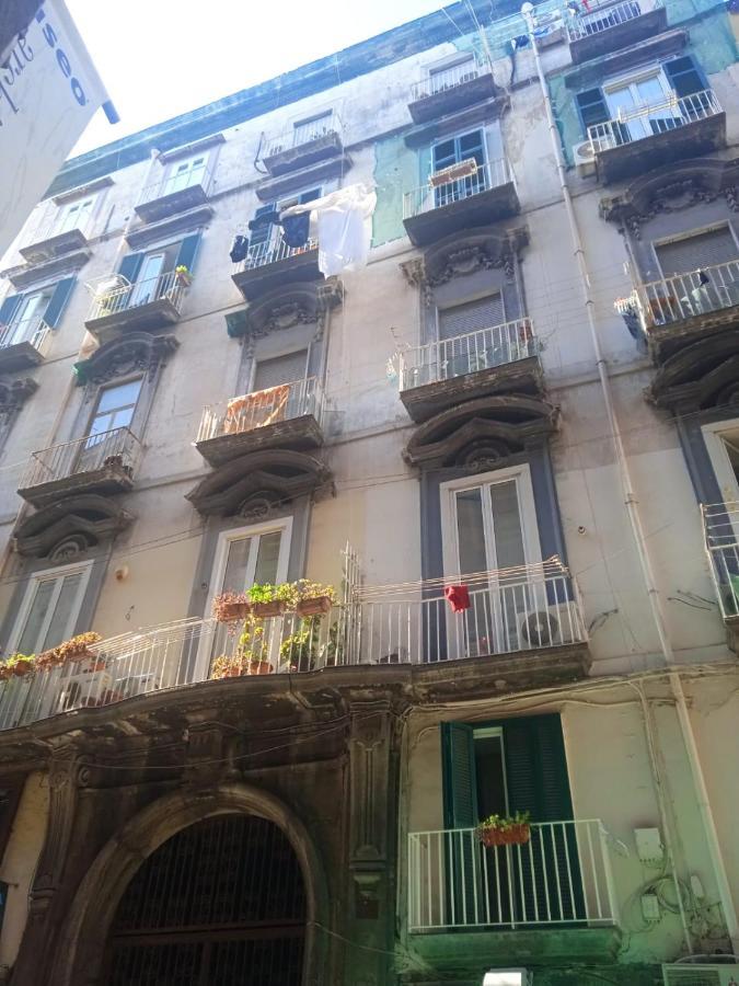 Апартаменты Tribunali Street House Неаполь Экстерьер фото